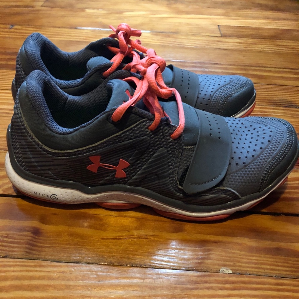 Grey and coral under armour gym shoes!